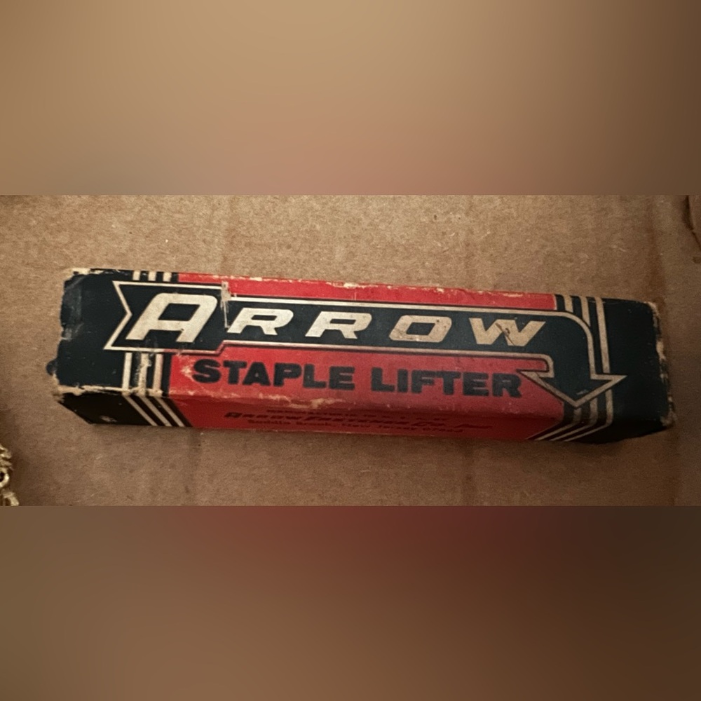 Vintage Arrow Staple Lifter With Original Box Made In NJ USA